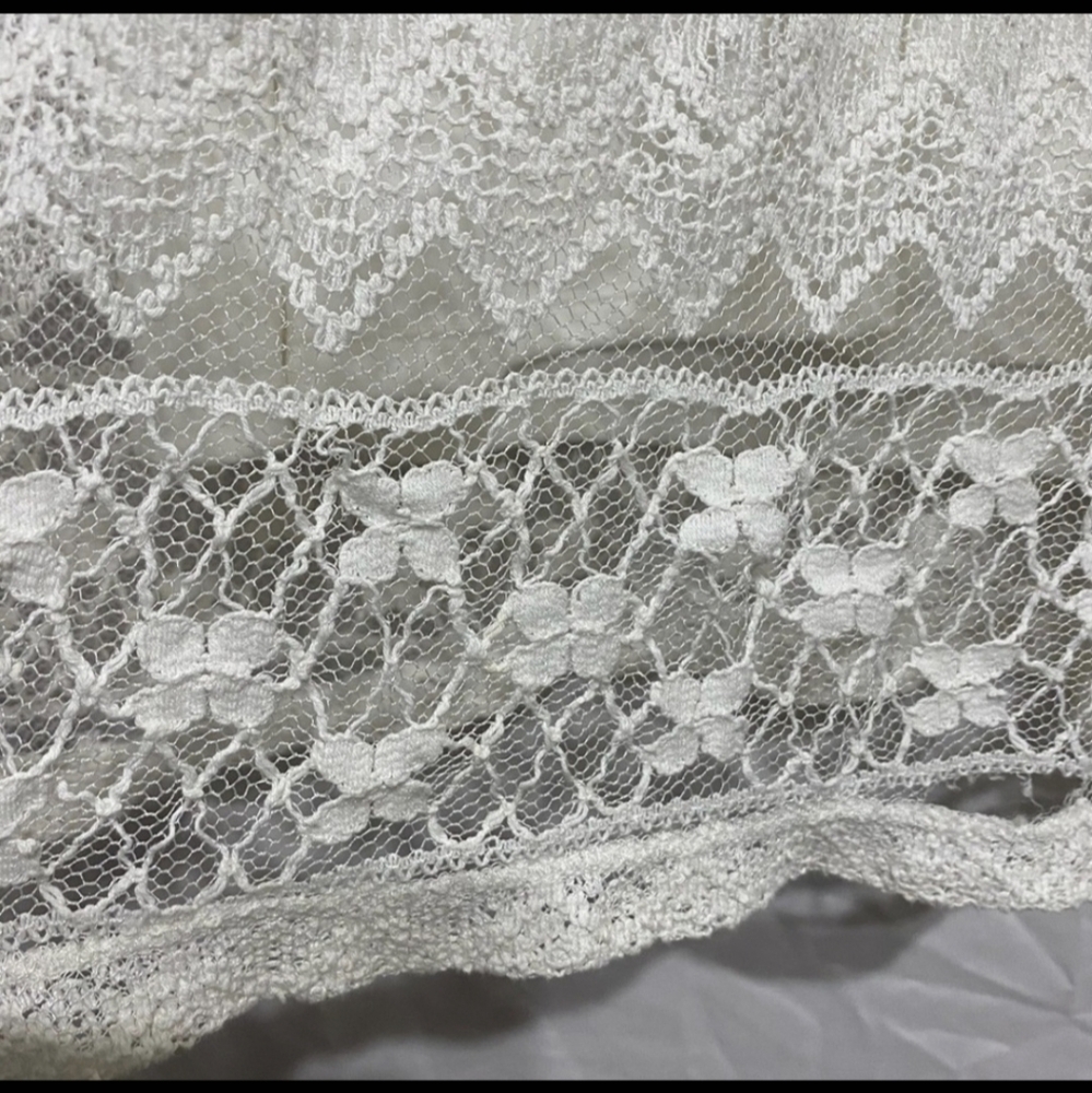 Lace Dress - Picture 7 of 7